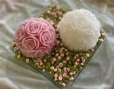Romantische Tischdekoration für Hochzeiten oder festliche Geburtstagstafeln.
