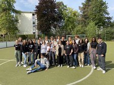 Schülerinnen und Schüler des Carl-Humann-Gymnasiums waren zu Besuch im Franz Sales Haus.