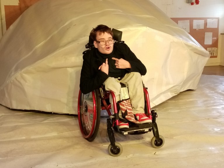 Das Ensemble hat seine Gedanken zum kleinen Prinzen inszeniert.