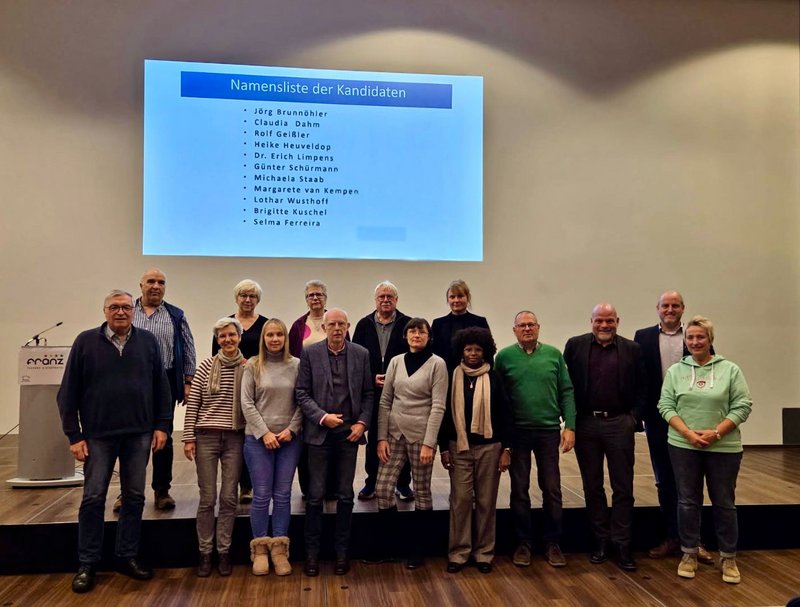 Gruppenbild mit Mitgliedern des Beirats