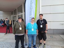 Stefanie Müsch, Christine Grasedieck und Kai Hagel besuchten den Werkstätten-Tag in Lübeck.